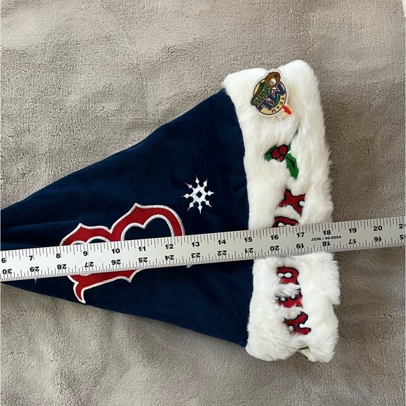 NWT Boston Red Sox Plush Santa Hat Festive Christmas Kids Large Two Hats - Picture 11 of 11